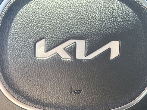 New 2026 Kia Carnival SX FWD image 25