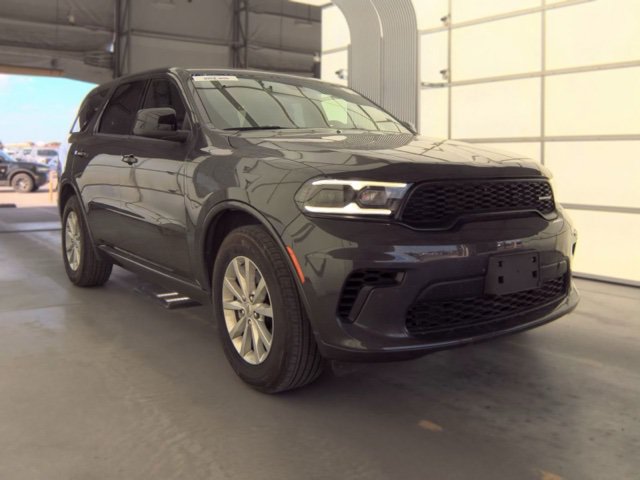 Used 2025 Dodge Durango GT RWD image 2
