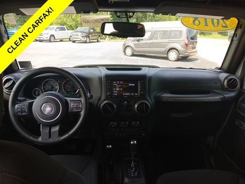 Used 2018 Jeep Wrangler Unlimited Sport S AWD/4WD image 14