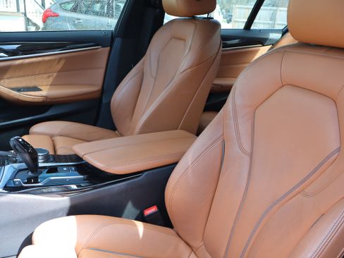 Used 2019 BMW 530i w/ Convenience Package RWD image 18