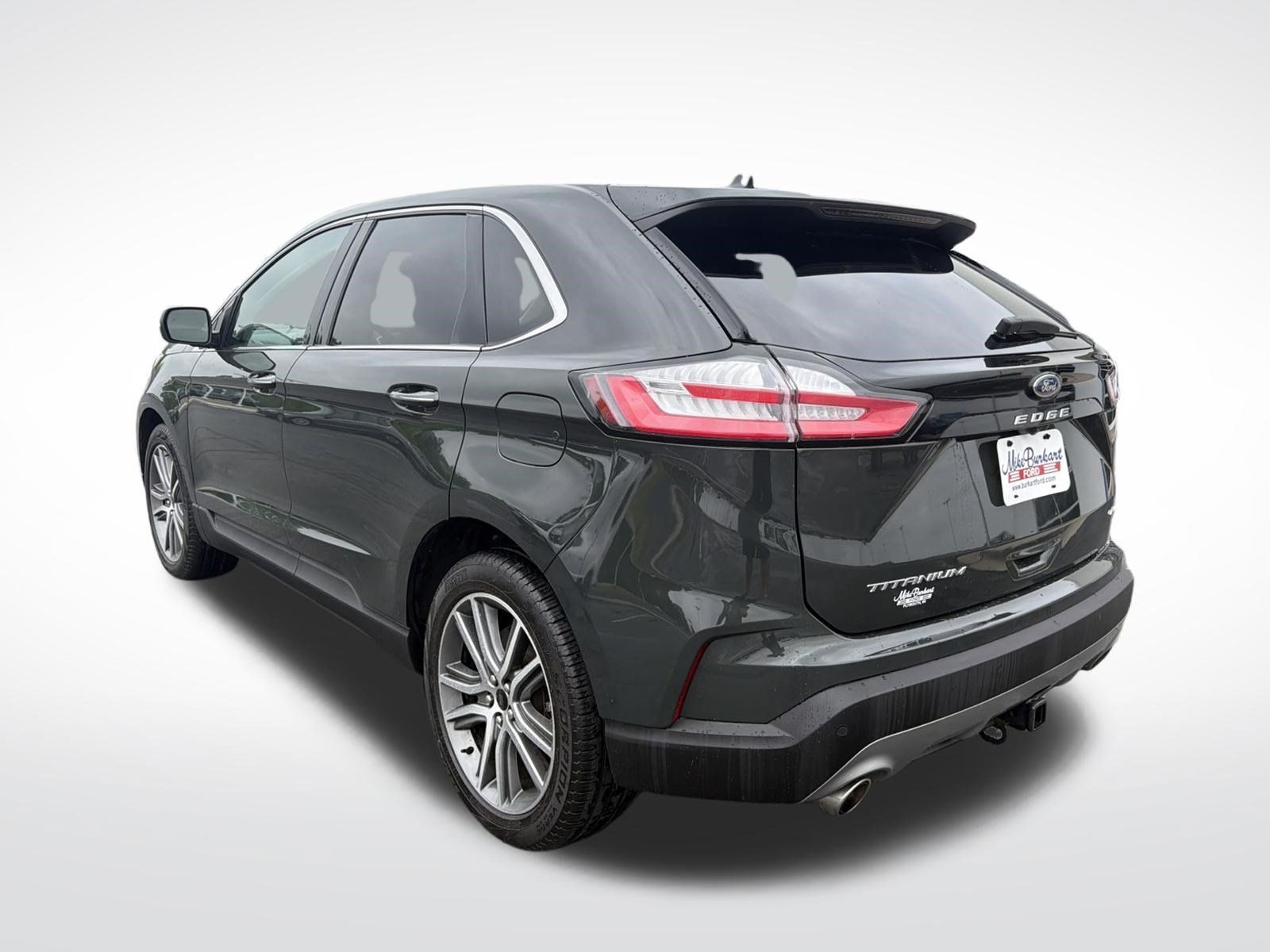 Used 2023 Ford Edge Titanium w/ Class II Trailer Tow Package AWD/4WD image 17