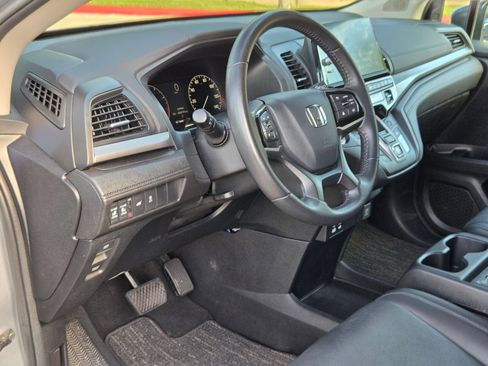Certified 2025 Honda Odyssey EX-L image 12