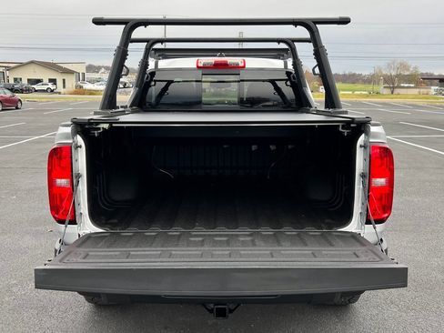 Used 2018 Chevrolet Colorado ZR2 image 9