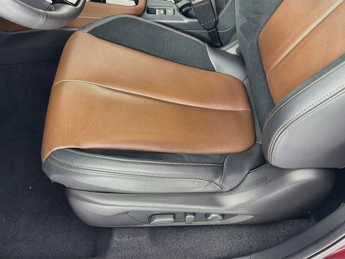 Used 2025 Subaru Forester Touring AWD/4WD image 19
