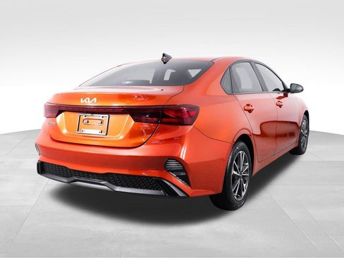 Used 2024 Kia Forte LXS FWD image 8
