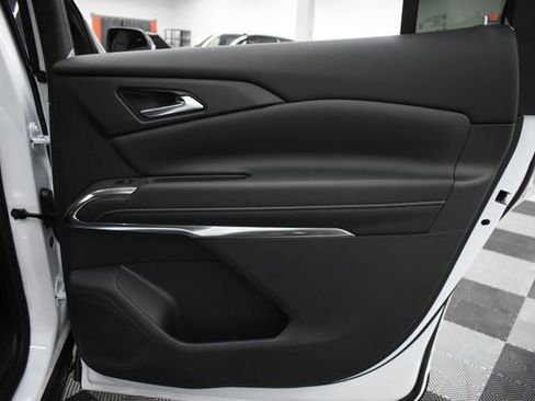 New 2026 Chevrolet Traverse LT w/ Driver Confidence Package image 23