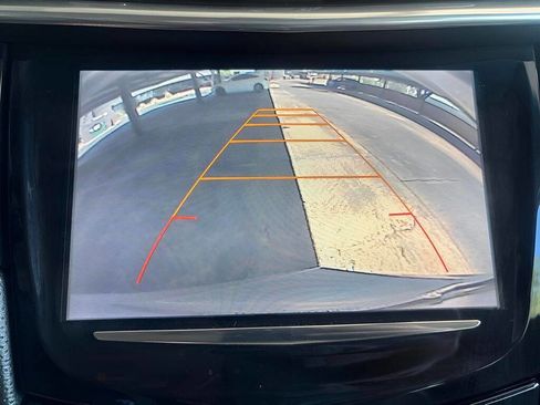 Used 2016 Cadillac XTS Luxury image 16