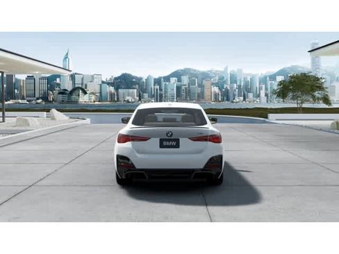 New 2025 BMW i4 eDrive40 w/ M Sport Package image 5