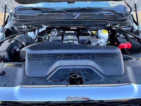 Used 2024 RAM 3500 Tradesman w/ Chrome Appearance Group image 31