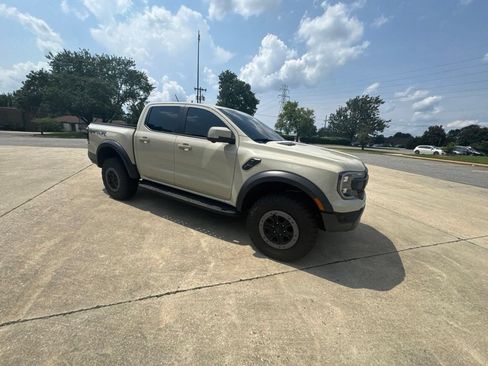 Used 2025 Ford Ranger Raptor AWD/4WD image 11