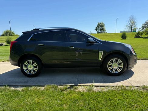 Used 2016 Cadillac SRX Luxury w/ Driver Awareness Package FWD image 6
