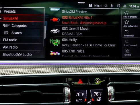 Used 2023 BMW X6 xDrive40i w/ M Sport Package image 28