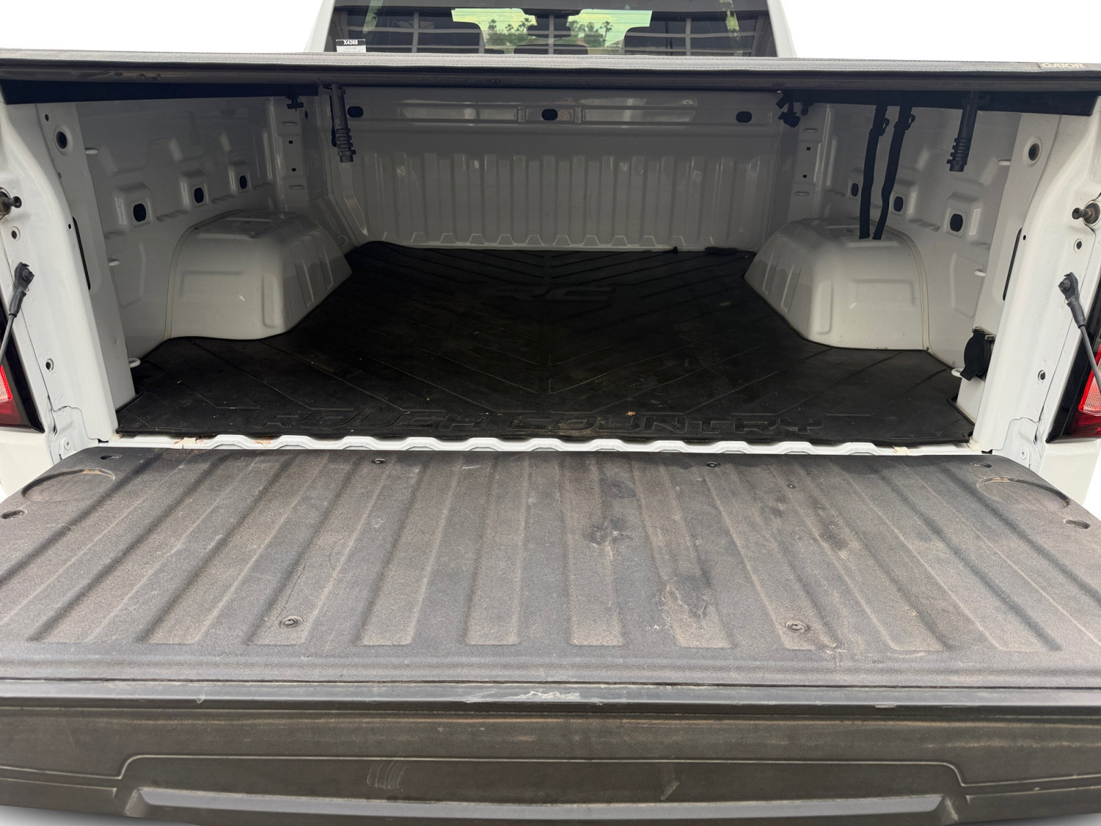 Used 2023 GMC Sierra 1500 SLE RWD image 13