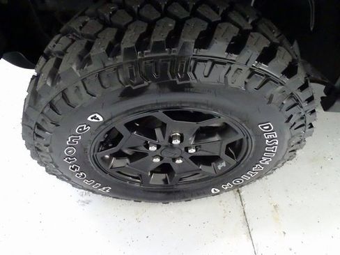 Certified 2023 Jeep Wrangler Unlimited w/ Cold Weather Group image 28