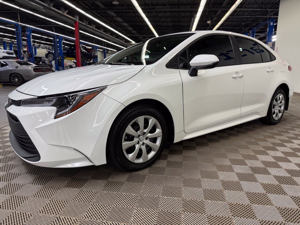 Used 2026 Toyota Corolla LE FWD image 3
