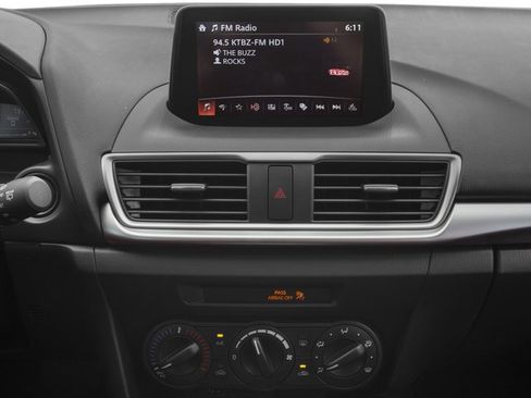 Used 2017 MAZDA MAZDA3 Sport image 13