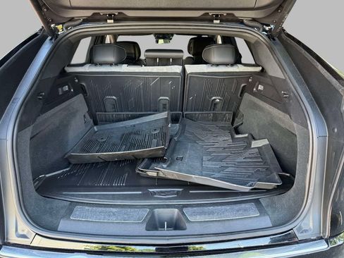 Used 2024 Cadillac Lyriq Tech w/ LPO, Floor Liner Package AWD/4WD image 17