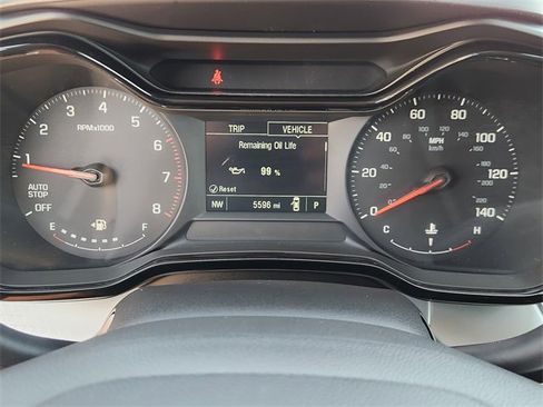 Used 2025 Chevrolet Trax LS w/ LS Convenience Package image 15