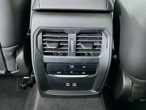 Used 2025 BMW 330i Sedan w/ Convenience Package image 26