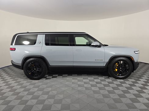 Used 2023 Rivian R1S Adventure image 6