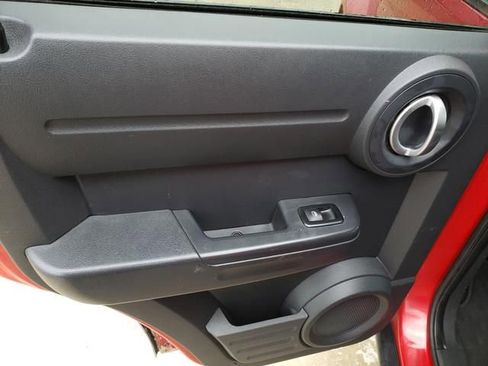 Used 2011 Dodge Nitro Heat AWD/4WD image 14
