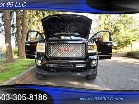 Used 2015 GMC Sierra 3500 Denali w/ Duramax Plus Package AWD/4WD image 27