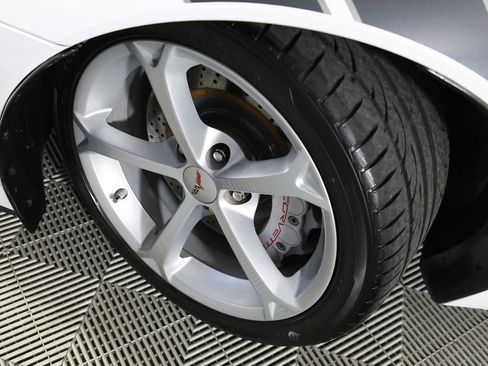 Used 2011 Chevrolet Corvette Grand Sport w/ Preferred Equipment Group RWD image 43