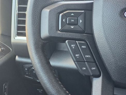 Used 2016 Ford F150 XLT w/ Equipment Group 302A Luxury AWD/4WD image 19