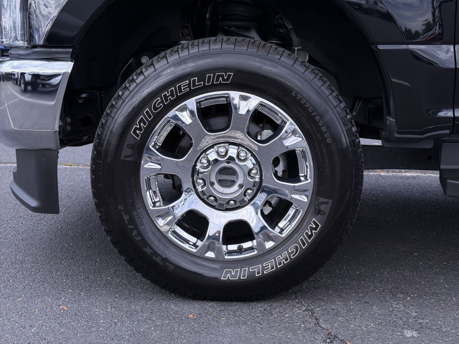 Used 2022 Ford F350 Lariat w/ Lariat Ultimate Package AWD/4WD image 16