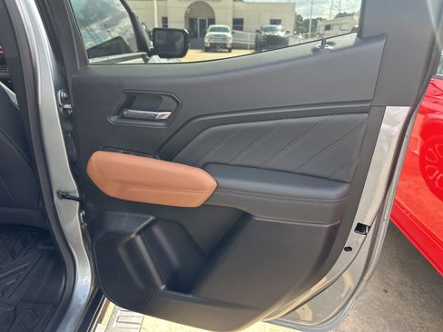 Used 2026 GMC Canyon AT4 w/ Nightfall Essentials Package AWD/4WD image 14