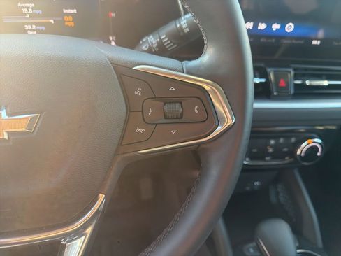 Used 2024 Chevrolet TrailBlazer LT w/ LT Cold Weather Package image 10