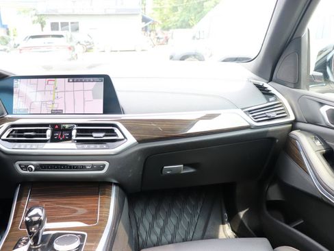 Used 2023 BMW X5 xDrive45e AWD/4WD image 17