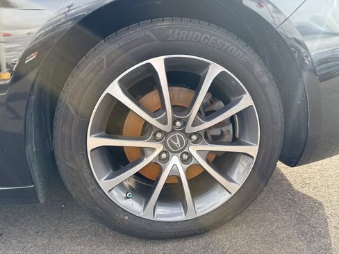 Used 2018 Acura TLX V6 SH-AWD w/ Technology Pkg image 9