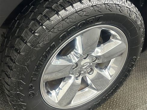 Used 2018 RAM 1500 Big Horn image 8