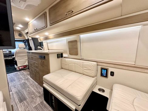 Used 2020 Mercedes-Benz Sprinter 3500 w/ Windows All Around Package image 70