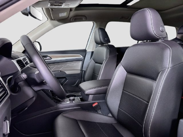Certified 2023 Volkswagen Atlas SEL AWD/4WD image 24