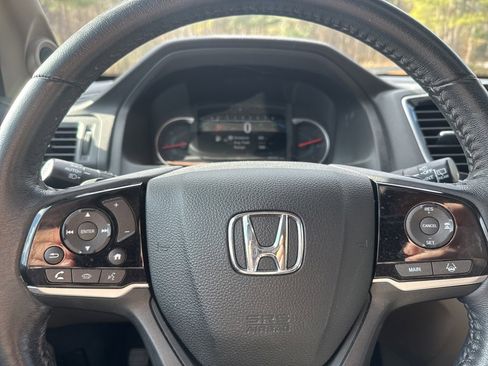 Used 2021 Honda Pilot EX-L image 19