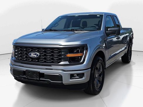 Used 2025 Ford F150 STX w/ Equipment Group 200A RWD image 8