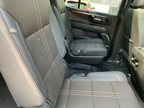 Used 2026 Chevrolet Tahoe High Country w/ Sun And Tow Package AWD/4WD image 15