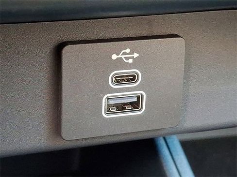 New 2026 Ford Maverick XLT w/ Equipment Group 301A image 16