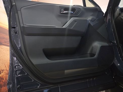New 2026 Toyota RAV4 XSE AWD/4WD image 17