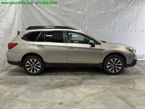 Used 2015 Subaru Outback 2.5i Limited AWD/4WD image 14