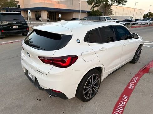 Used 2023 BMW X2 xDrive28i w/ M Sport Package AWD/4WD image 7