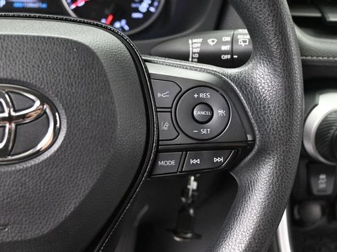 Used 2019 Toyota RAV4 LE w/ All Weather Liner Package AWD/4WD image 30