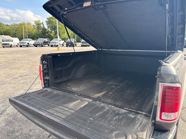 Used 2017 RAM 1500 Laramie w/ Convenience Group AWD/4WD image 13