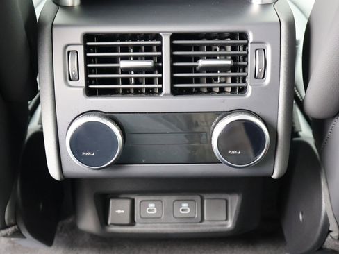 Certified 2025 Land Rover Discovery S AWD/4WD image 26