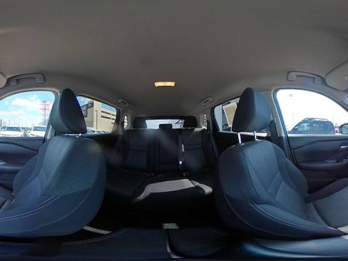 Used 2025 Nissan Rogue SV FWD image 43