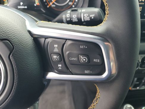 Used 2024 Jeep Wrangler Sahara image 20