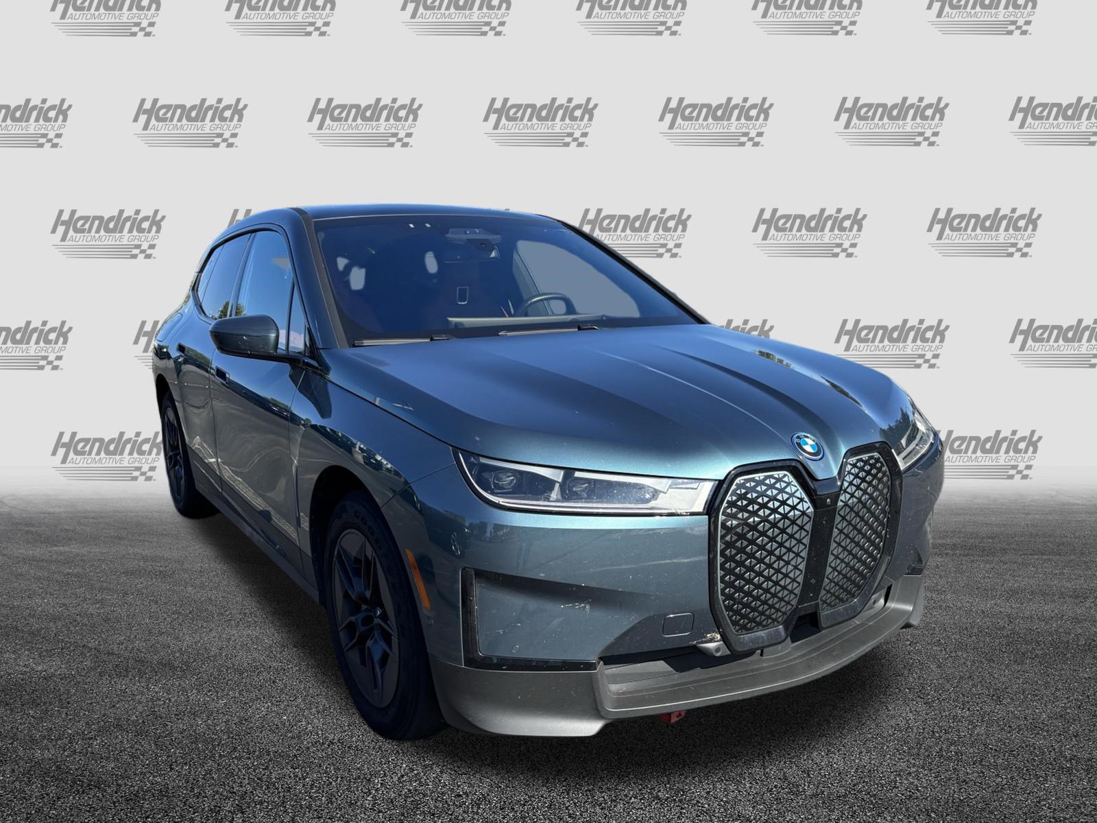 Certified 2024 BMW iX xDrive50 w/ Premium Package AWD/4WD image 2