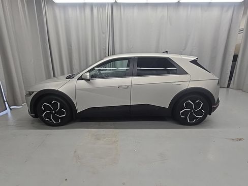 Certified 2024 Hyundai Ioniq 5 SEL AWD/4WD image 3